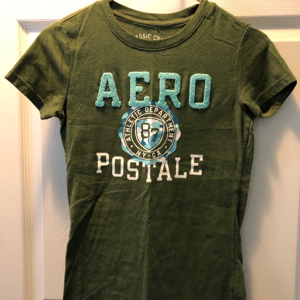 Women’s crew neck Aeropostale tshirt
